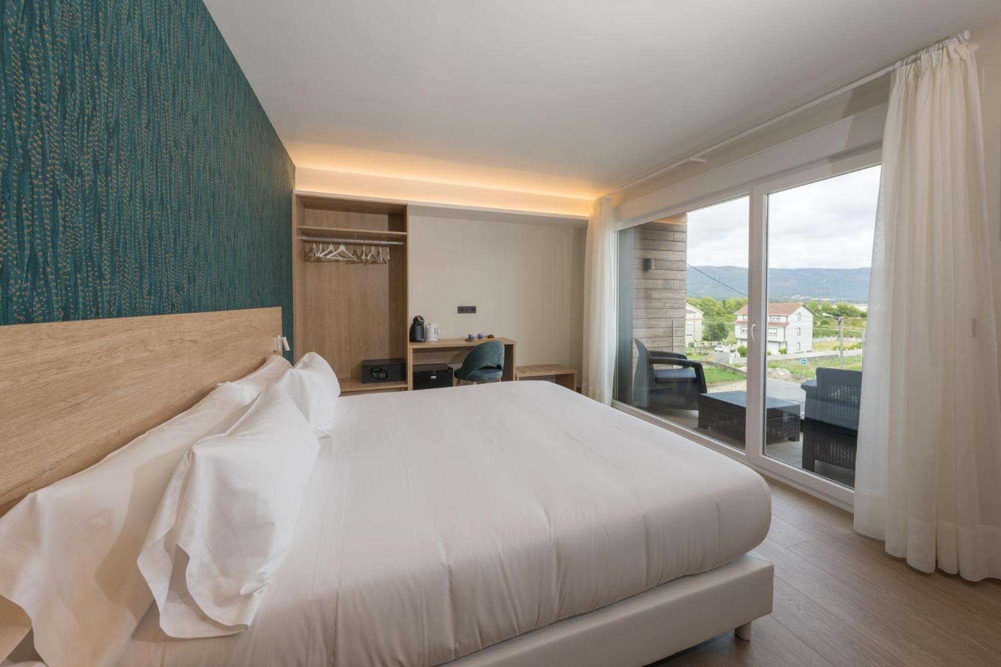 Hotel Spa Meiga Do Mar Кальдебаркос Экстерьер фото